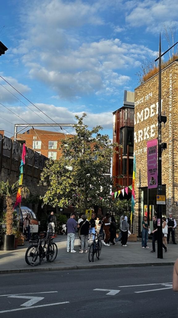 Entrée de Hawley Wharf au Camden Market Londres