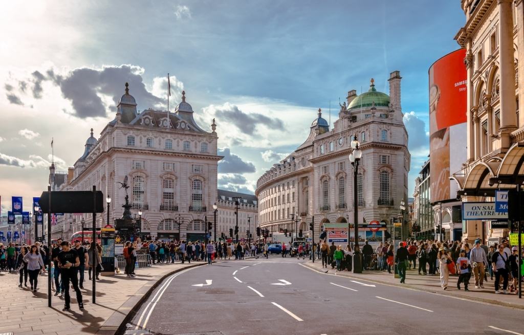 Piccadilly Circus fait parti du West End, le quartier emblématique des comédies musicales