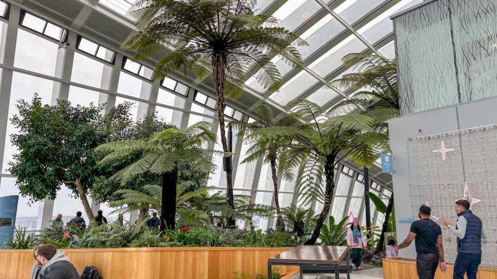 Jardin suspendu au Sky Garden de Londres