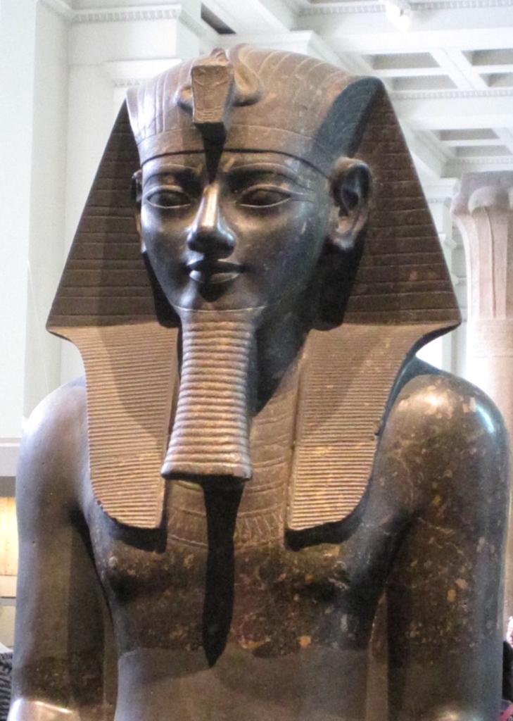 Buste du Pharaon Amenhotep III au British Museum