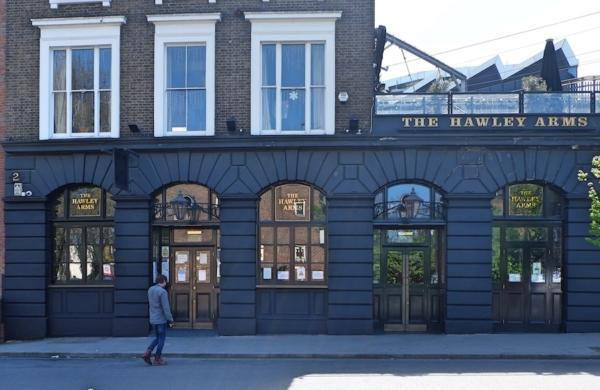 Célèbre bar à Camden Town à Londres