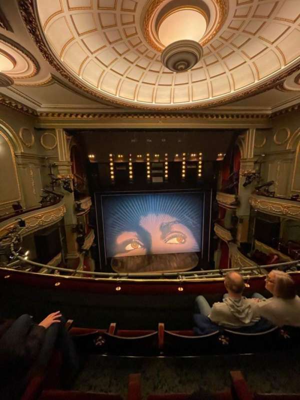 Vue depuis Grand Circle dans le Aldwych Theatre à Londres
